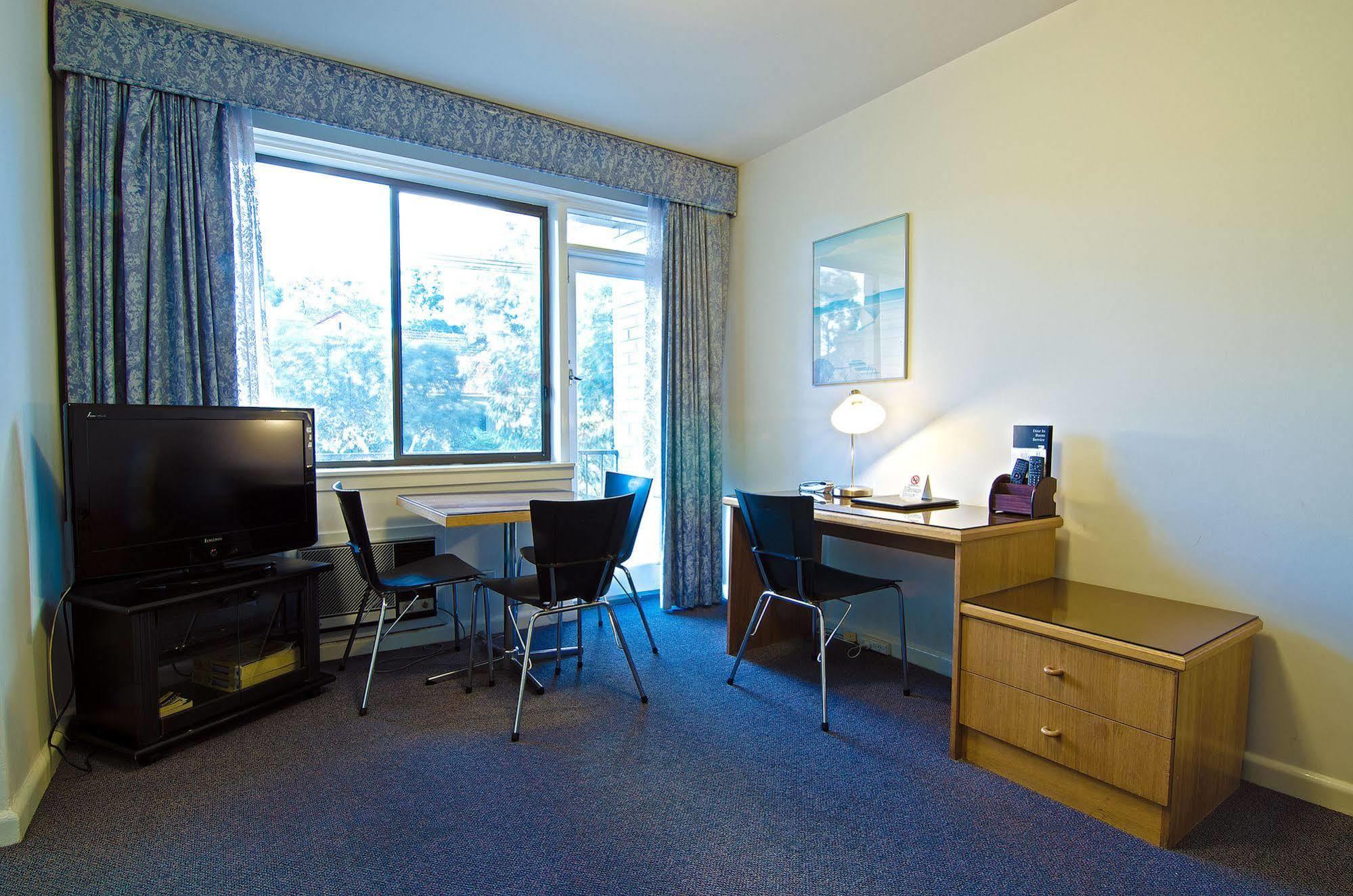 Park Squire Motor Inn & Serviced Apartments Melbourne Dış mekan fotoğraf