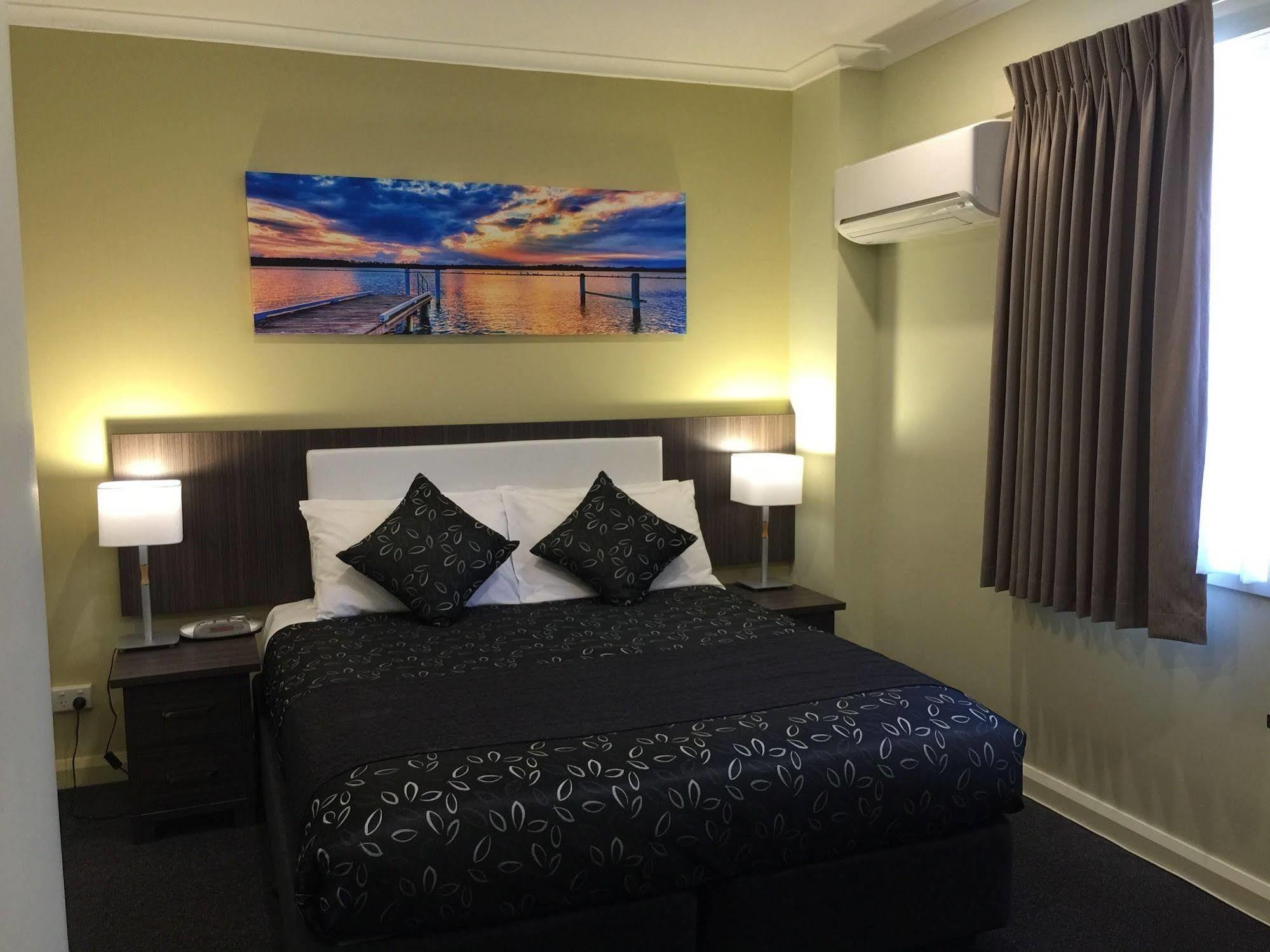 Park Squire Motor Inn & Serviced Apartments Melbourne Dış mekan fotoğraf