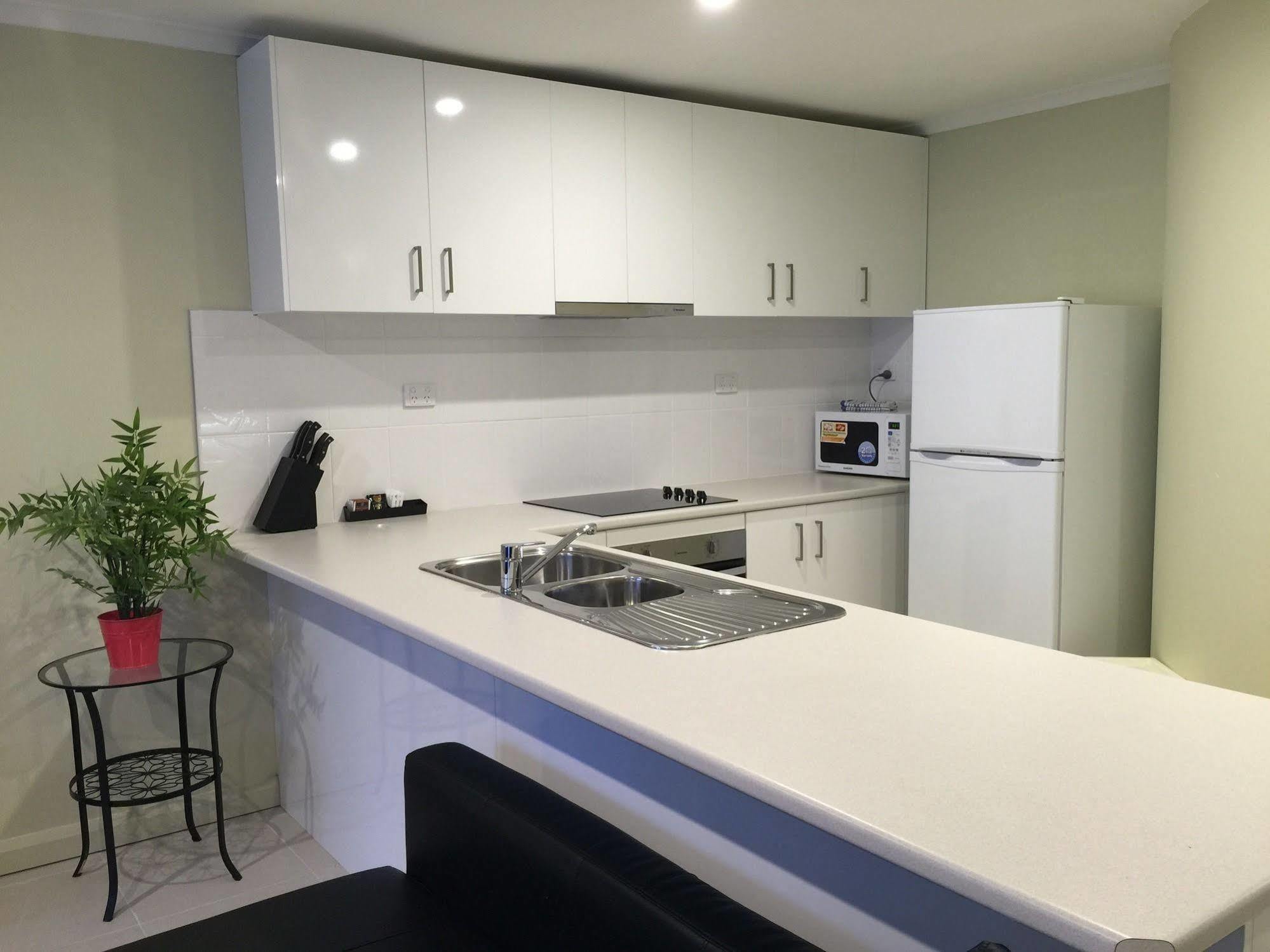 Park Squire Motor Inn & Serviced Apartments Melbourne Dış mekan fotoğraf